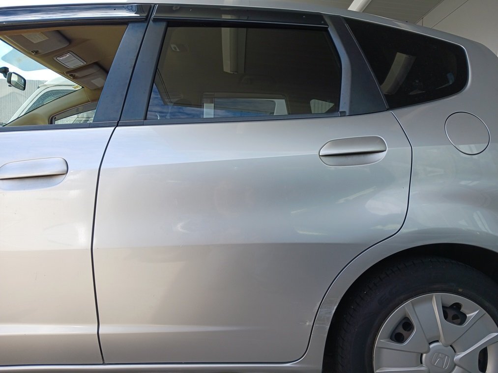 『psi』 ホンダ GP1 フィット ハイブリッド 左リアドア NH700M シルバー H22年式拍卖