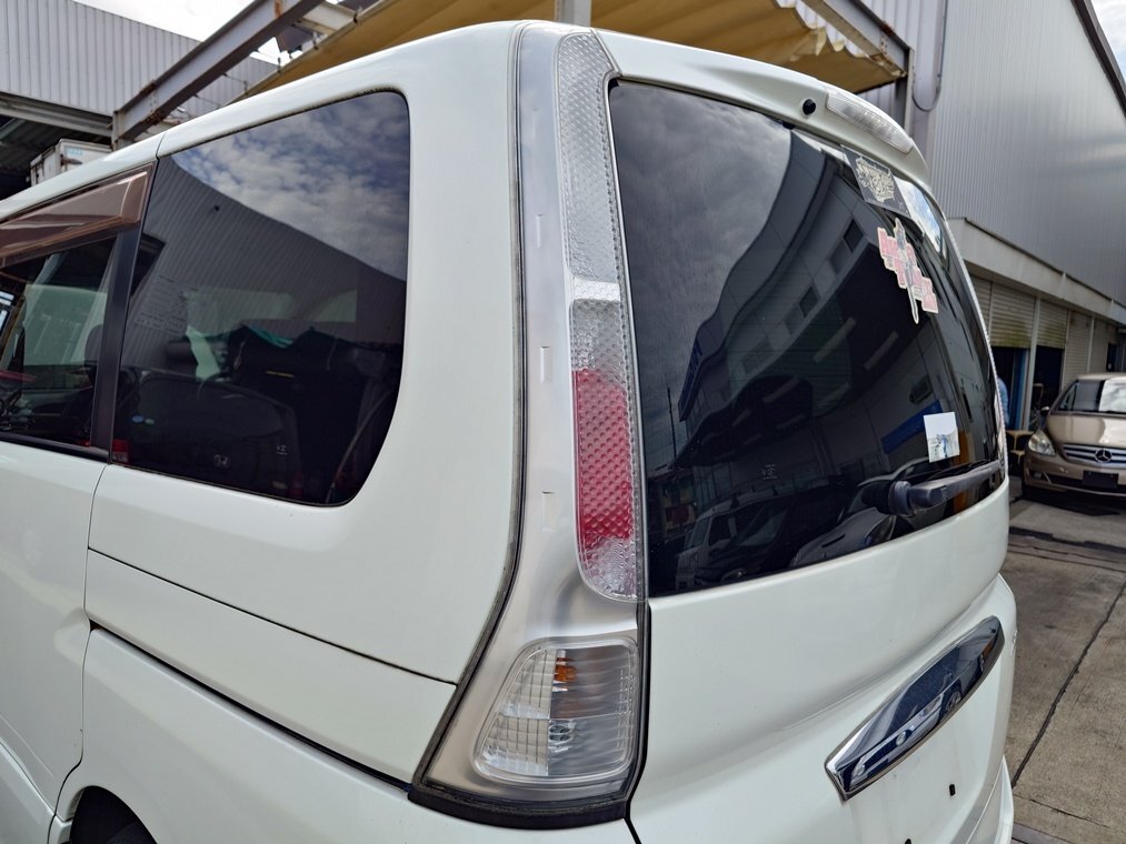 『psi』 日産 C25 セレナ 左テールランプ イチコ D008 H20年式拍卖