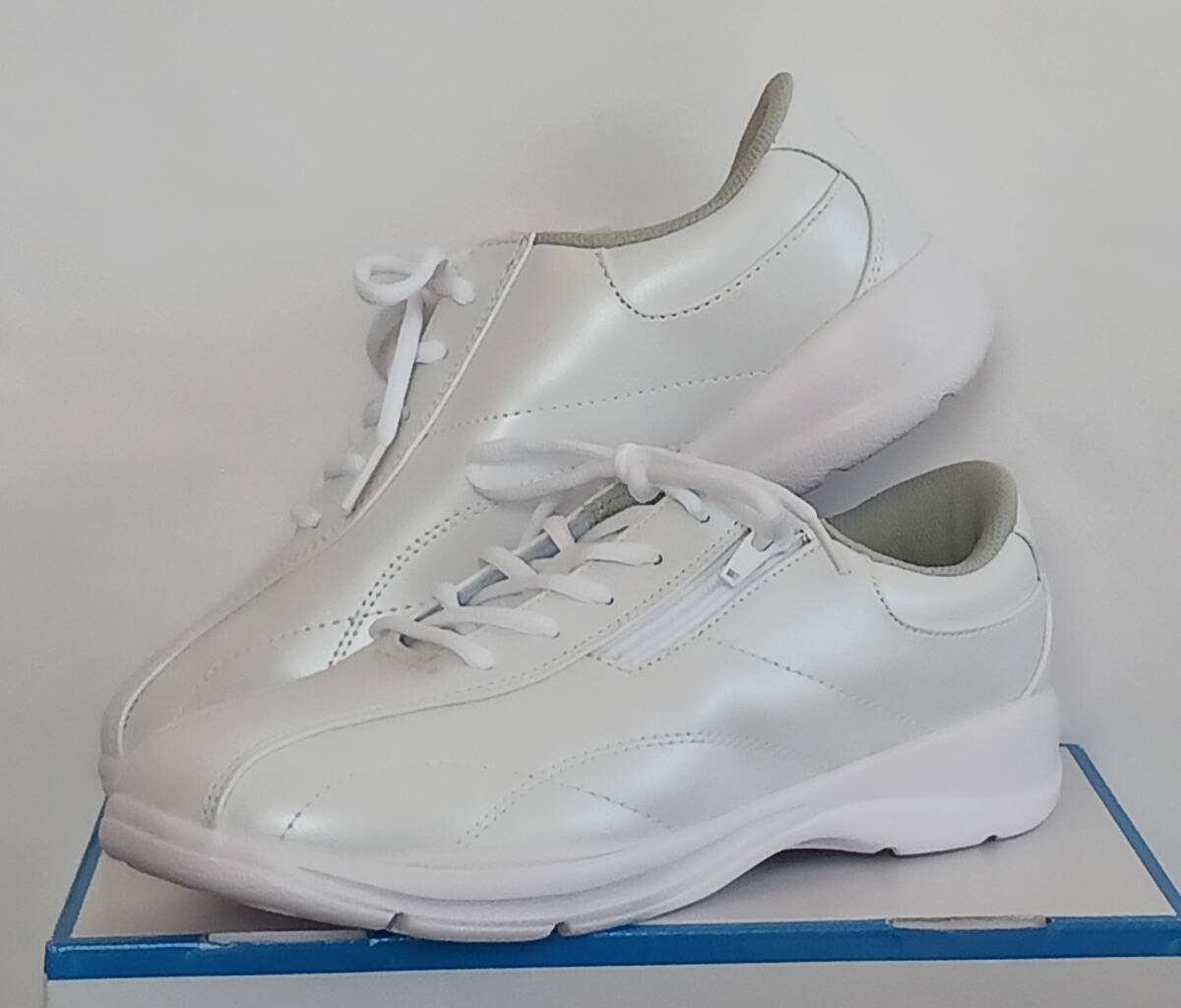 アサヒ L511 ホワイト 24.5拍卖