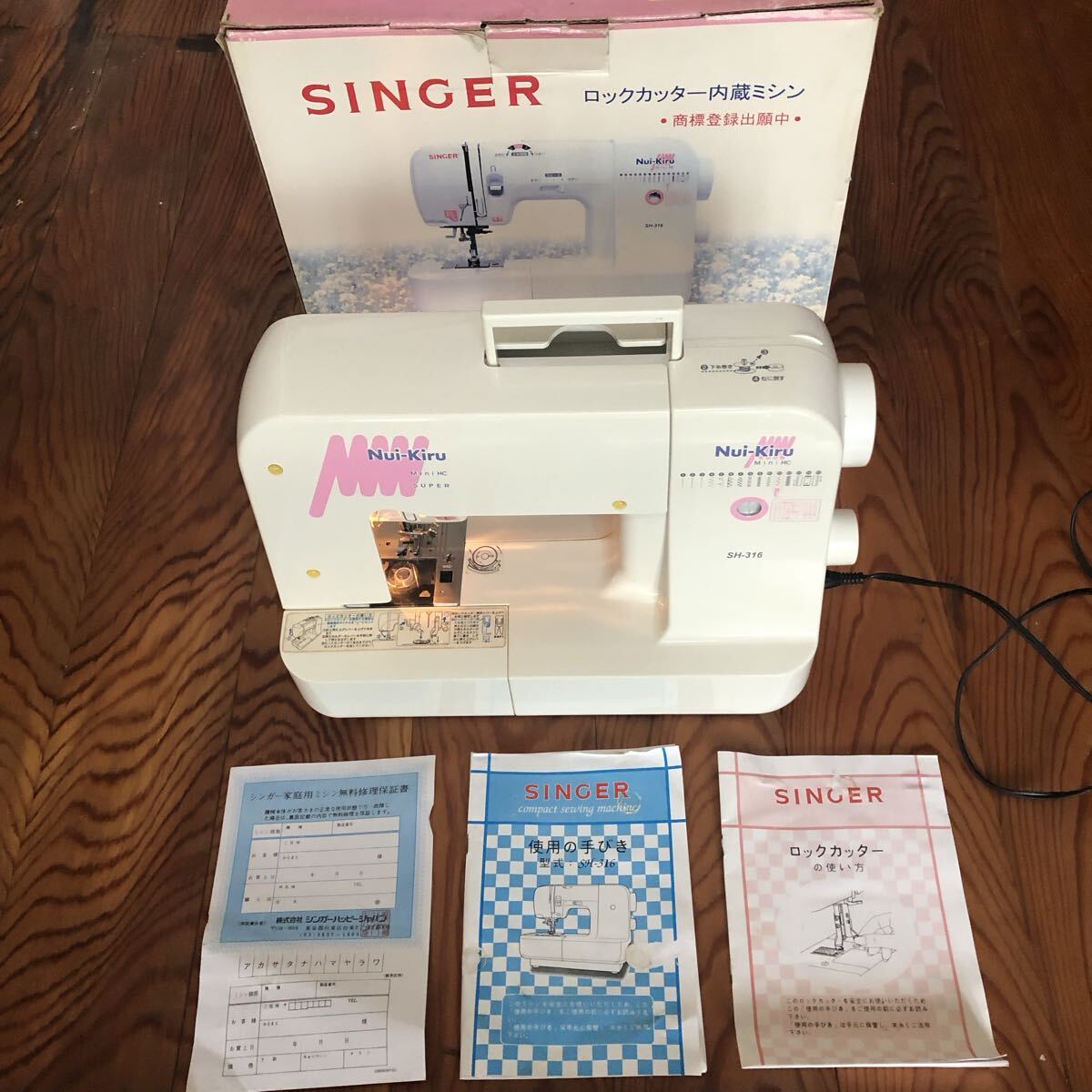 SINGER 電動ミシン シンガー Nui-Kiru Mini HC SUPER SH-316 通電確認のみ拍卖