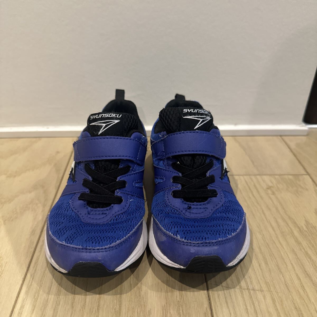 スニーカー シュンソク キッズ 男の子 size19.5 子供靴 幅広 軽量 瞬足拍卖