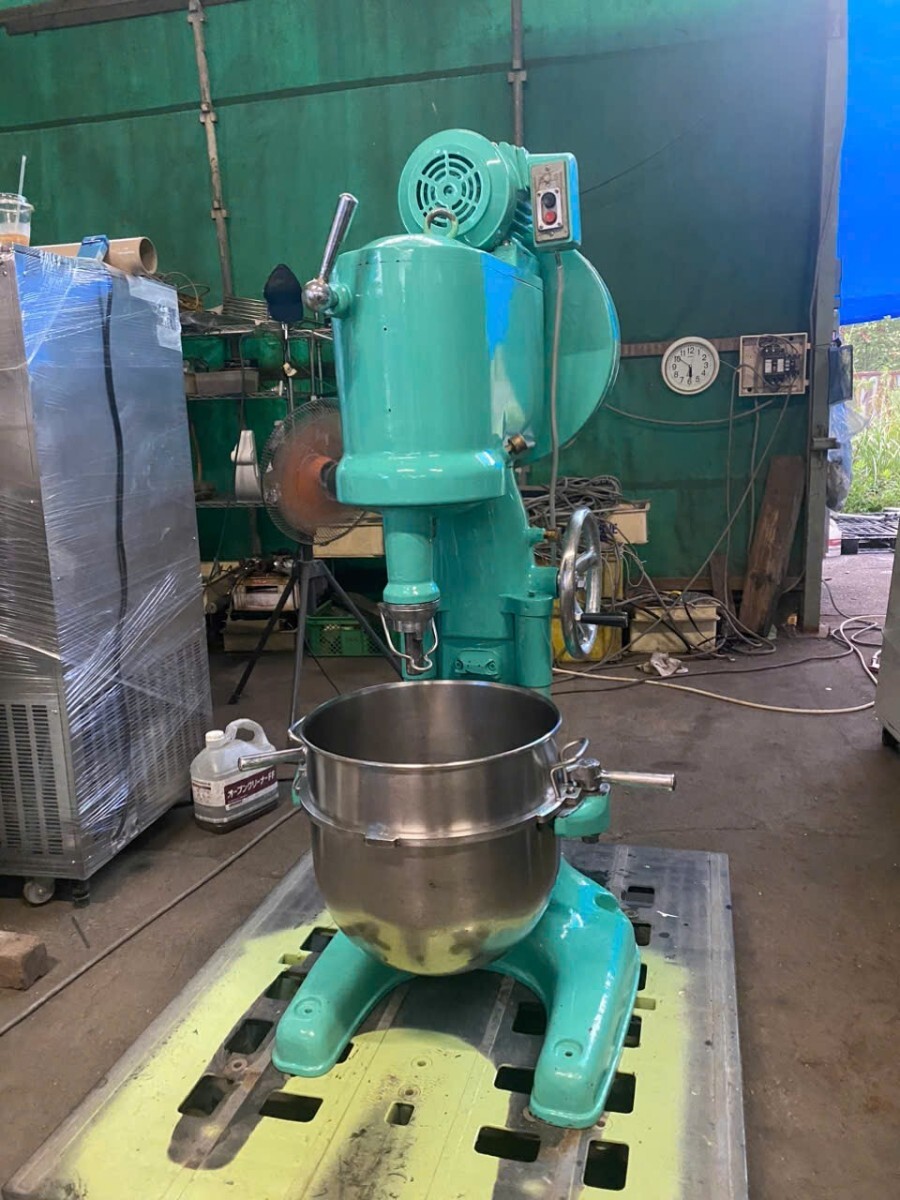 関東混合機工業ミキサー 【型 番】 CS型30 (30L) ミキサー 業務用 三相200V 厨房機器 製パン製菓動作確認済整備済拍卖