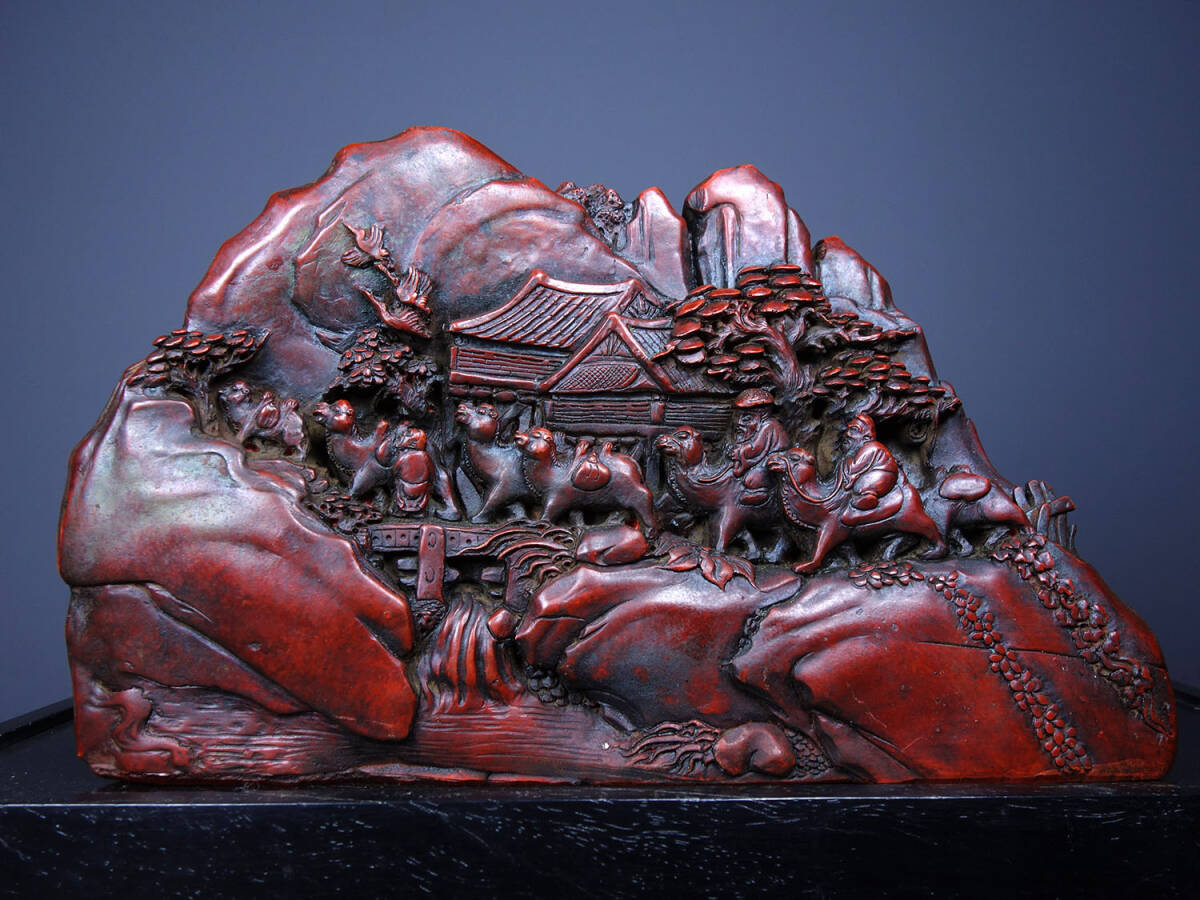 旧 清代 朱砂彫刻置物 西域の風情 絲綢之路 時代物 文房具 中国古美術 古賞物 古置物 唐物 S79拍卖