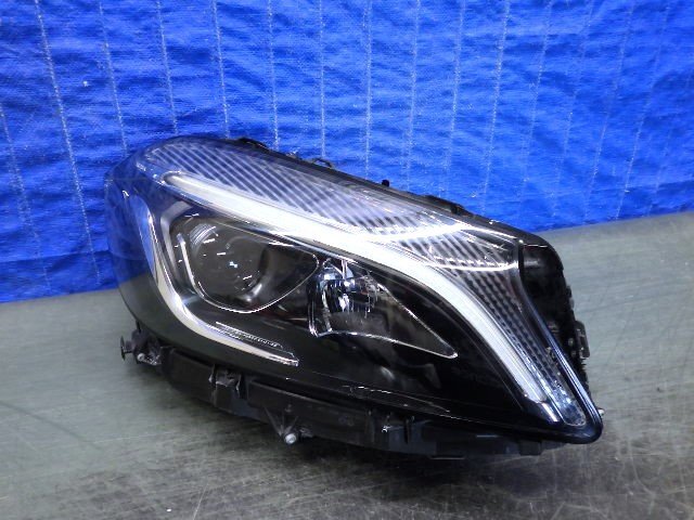 2983 Aクラス W176 後期 右ライト LED A176 906 92 00 メルセデスベンツ拍卖