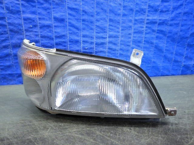 2882 トヨエース デュトロ ダイナ 右ライト ハロゲン 100-78451 29 24V拍卖