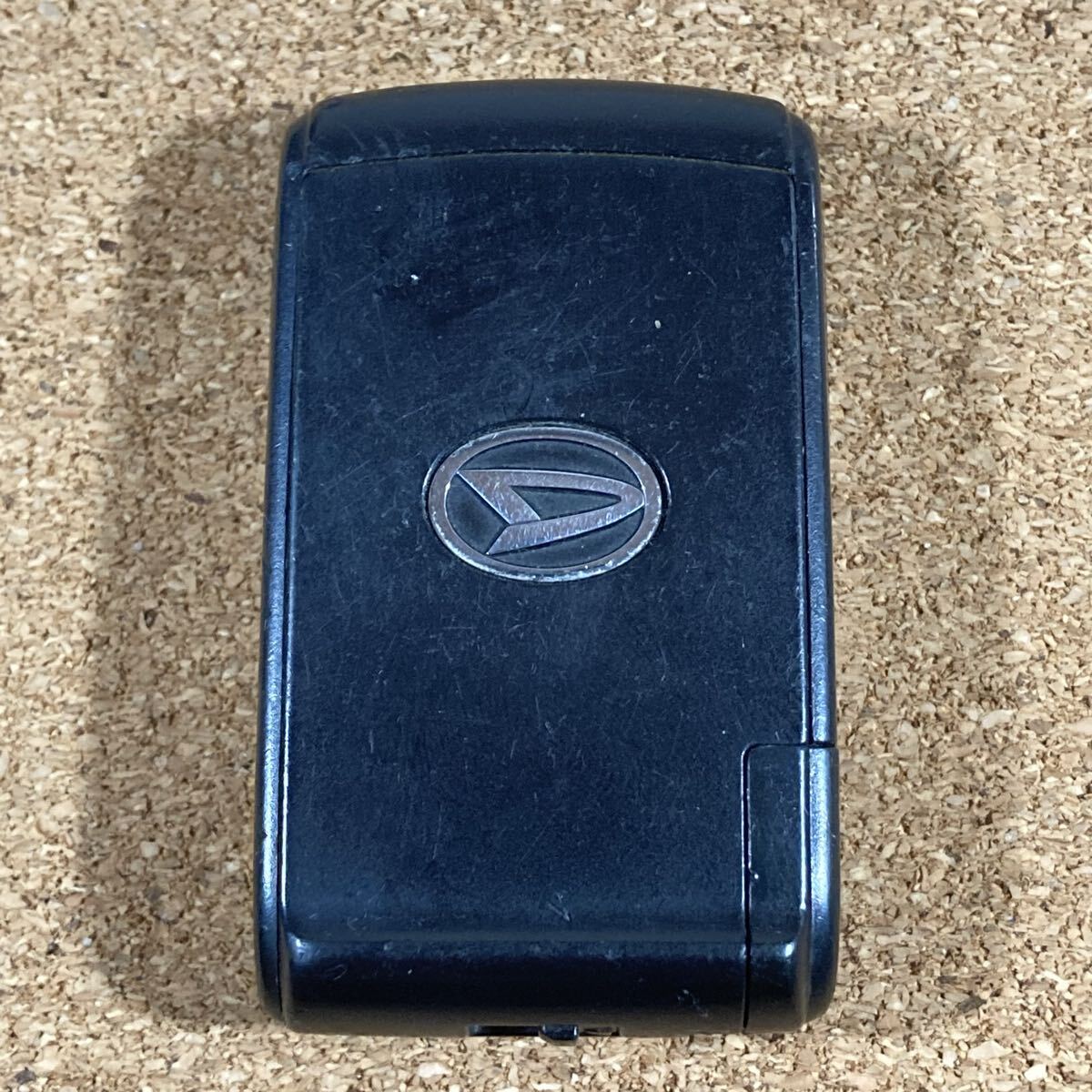 送料込 DAIHATSU ダイハツ純正 L375S L385S タント 007YUUL0791 3ボタン スマートキー キーレス リモコン 鍵 SKR227A拍卖