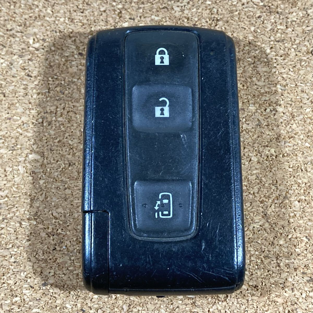 送料込 DAIHATSU ダイハツ純正 L375S L385S タント 007YUUL0428 A刻印 3ボタン スマートキー キーレス リモコン 鍵 SKR218A拍卖