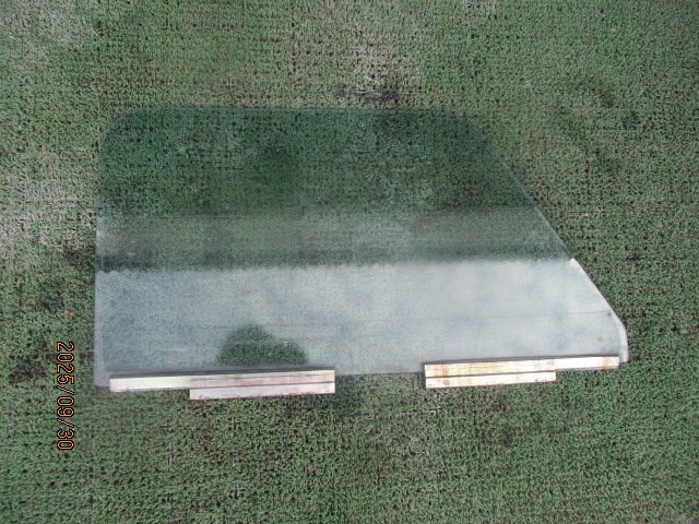 (0427)XN12A ローバーミニ 右側ドアガラス ウィンドウ拍卖