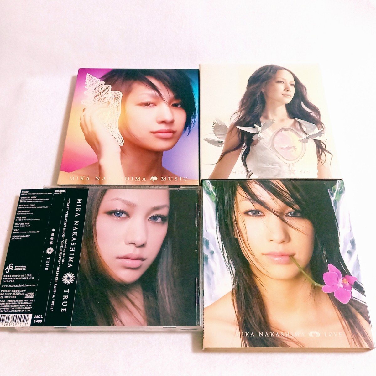 ☆美品も☆ 中島美嘉 CD アルバム 4枚 セット まとめて|TRUE|LOVE|MUSIC|YES|火の鳥/LEGEND/雪の華/STARS/WILL/愛してる/接吻 NANA拍卖