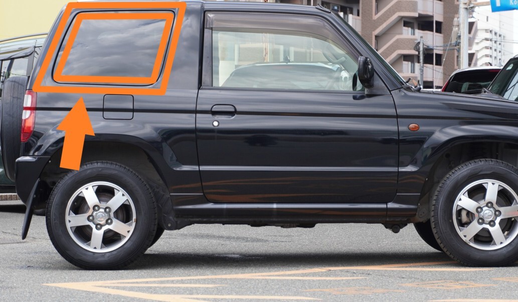 三菱 ミツビシ パジェロミニ H53 H58 ターボ 新品 純正 クォーターウィンドウ ダム シール ウェザーストリップ 左右セット モール B0746-2拍卖