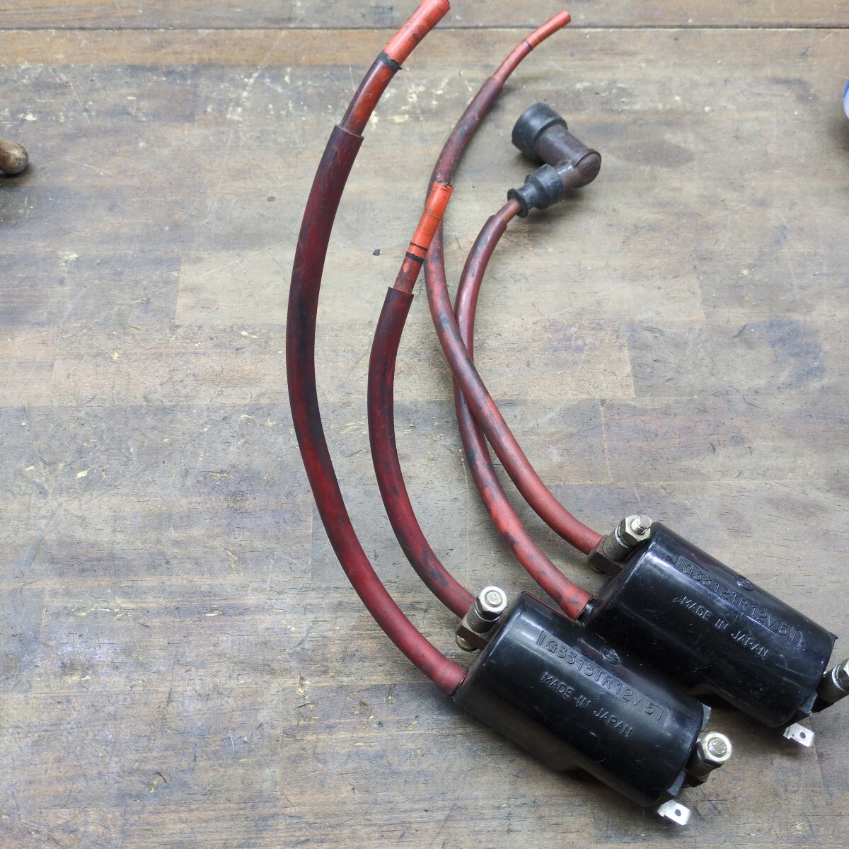 せ GF250 ? イグニッションコイル キャップ欠損拍卖