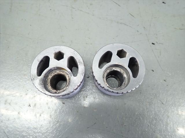 β250823-1 カワサキ ZZ-R1100 ZZR ZX-11 ZXT10D (H8年式) 純正 チェーンアジャスター 左右 破損無し!拍卖