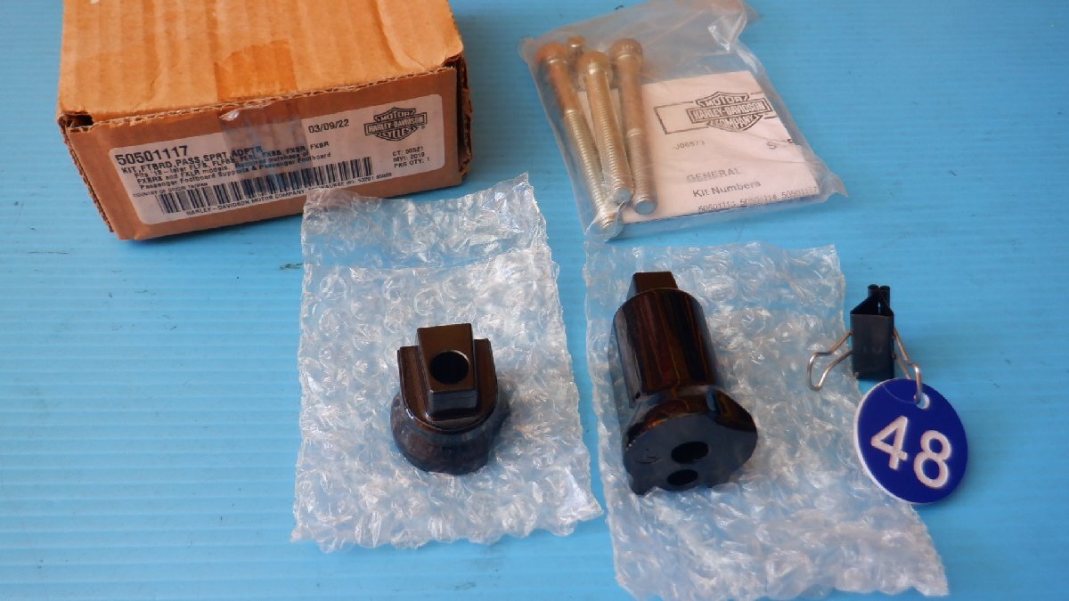 新品!ハーレー☆’18以降FLFB/FLFBS/FLSL/FXBB/FXBR/FXBRS/FXLR/FXLRS☆パッセンジャーフットボードサポートブラケット☆50501117拍卖