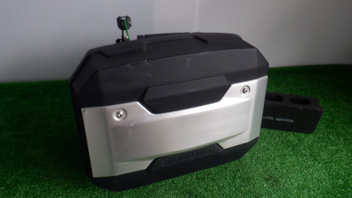 Vストローム250/’17~’23☆純正オプション☆サイドボックス☆パニアケース☆左側のみ☆カギ付き拍卖