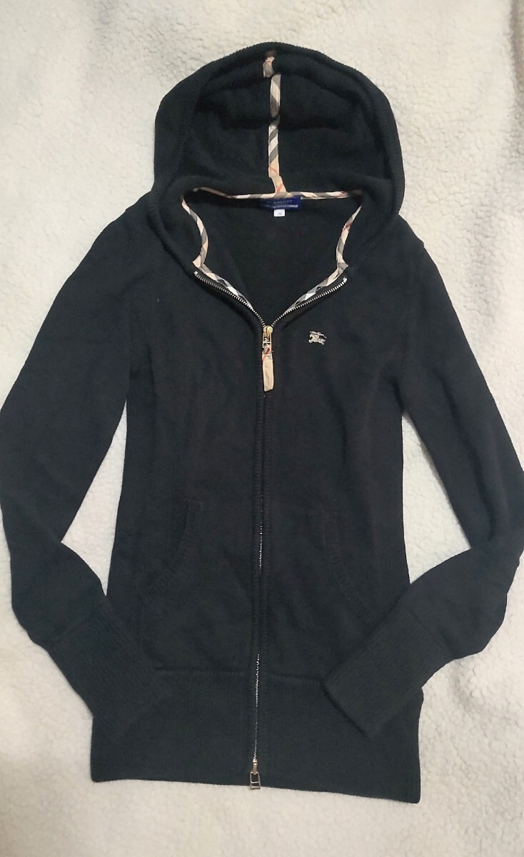 送料無料★バーバリーブルーレーベル★ロングパーカー★ブラック★ロング ニット カーディガン★フード付きニット★黒★ジップアップ拍卖