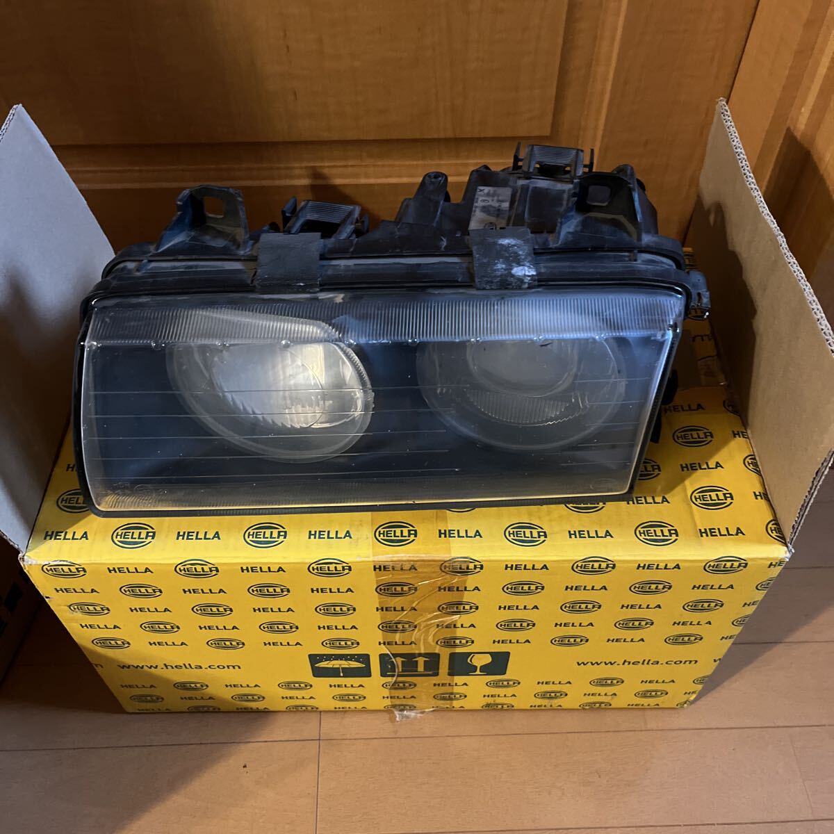BMW E36クーペ/セダン用 HELLA ヘラー ヘッドライト ヘッドランプ 左側 通称デカ目 3シリーズ拍卖