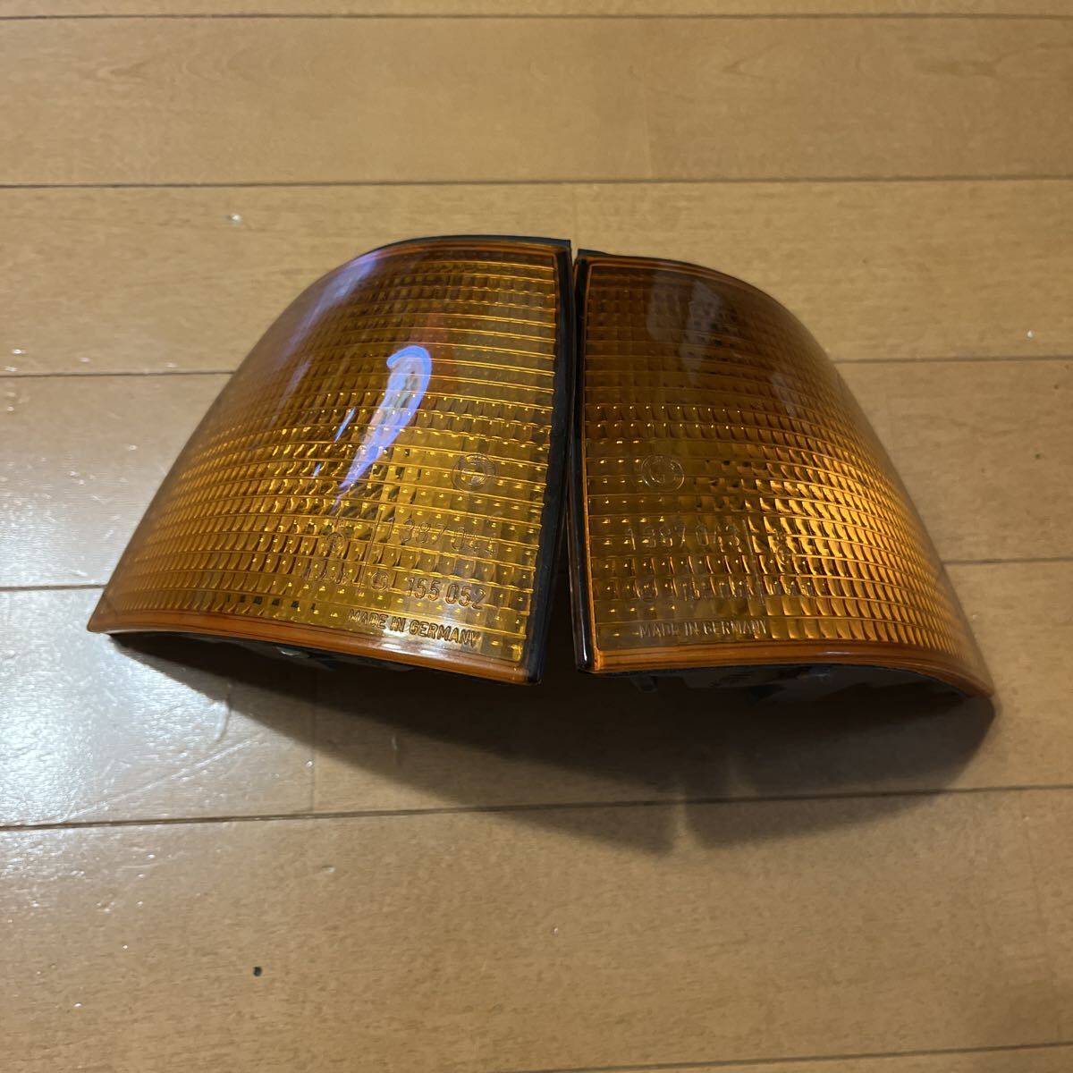 BMW純正 E36セダン用 オレンジウィンカーレンズ 左右セット 割れ、爪折れ無し 中古品拍卖