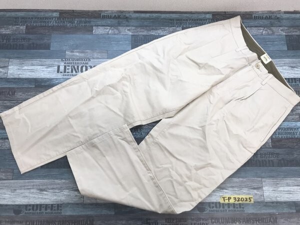 GAP BRADFORD ギャップ メンズ コットンテーパードパンツ 33/30 白ベージュ拍卖