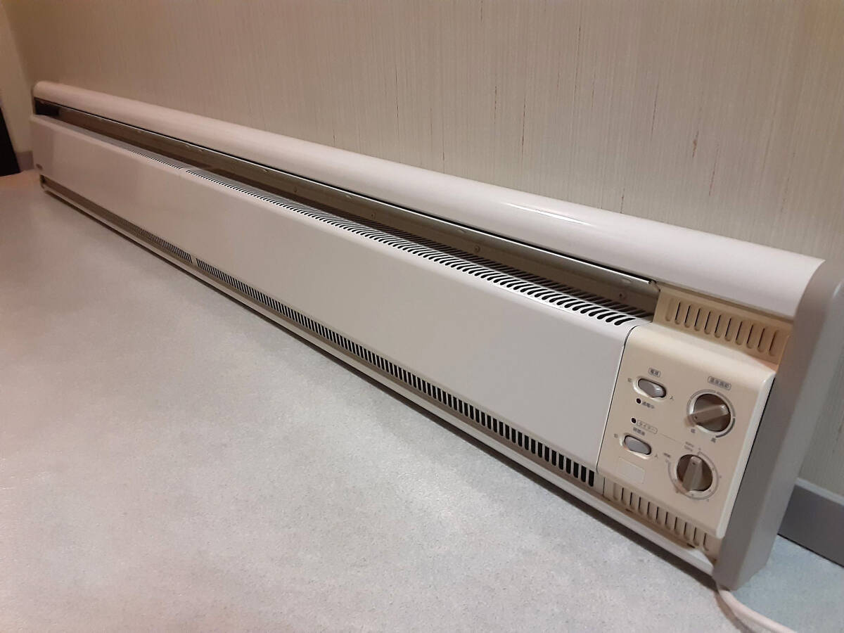 お買い得/MITSUBISHI(三菱)壁掛け式パネル形電気ストーブ(ベースボードヒーター)RY-2020B/壁用取付金具付/モデルハウス展示処分品*作動品拍卖