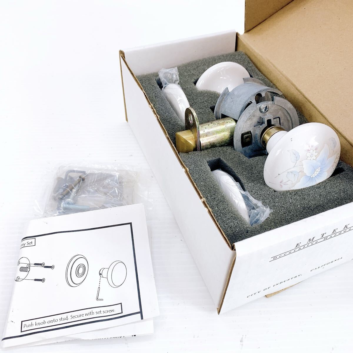 EMTEK エムテック ドアノブ COURTNEY ドアハンドル 装飾用金具 装飾用 金具 金物 ハンドル アンティーク ガラス 陶器 ドア用拍卖