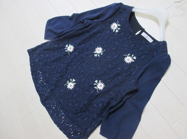 ギャラリービスコンティ*GALLERY VISCONTI お花刺繍レースプルオーバーブラウス 2拍卖