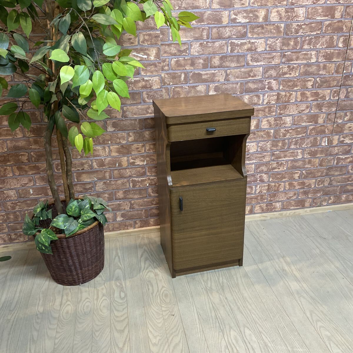 T3926 電話台 小物入れ 飾り台 幅35.5cm 奥行29.5cm 高さ77.5cm 収納キャビネット拍卖