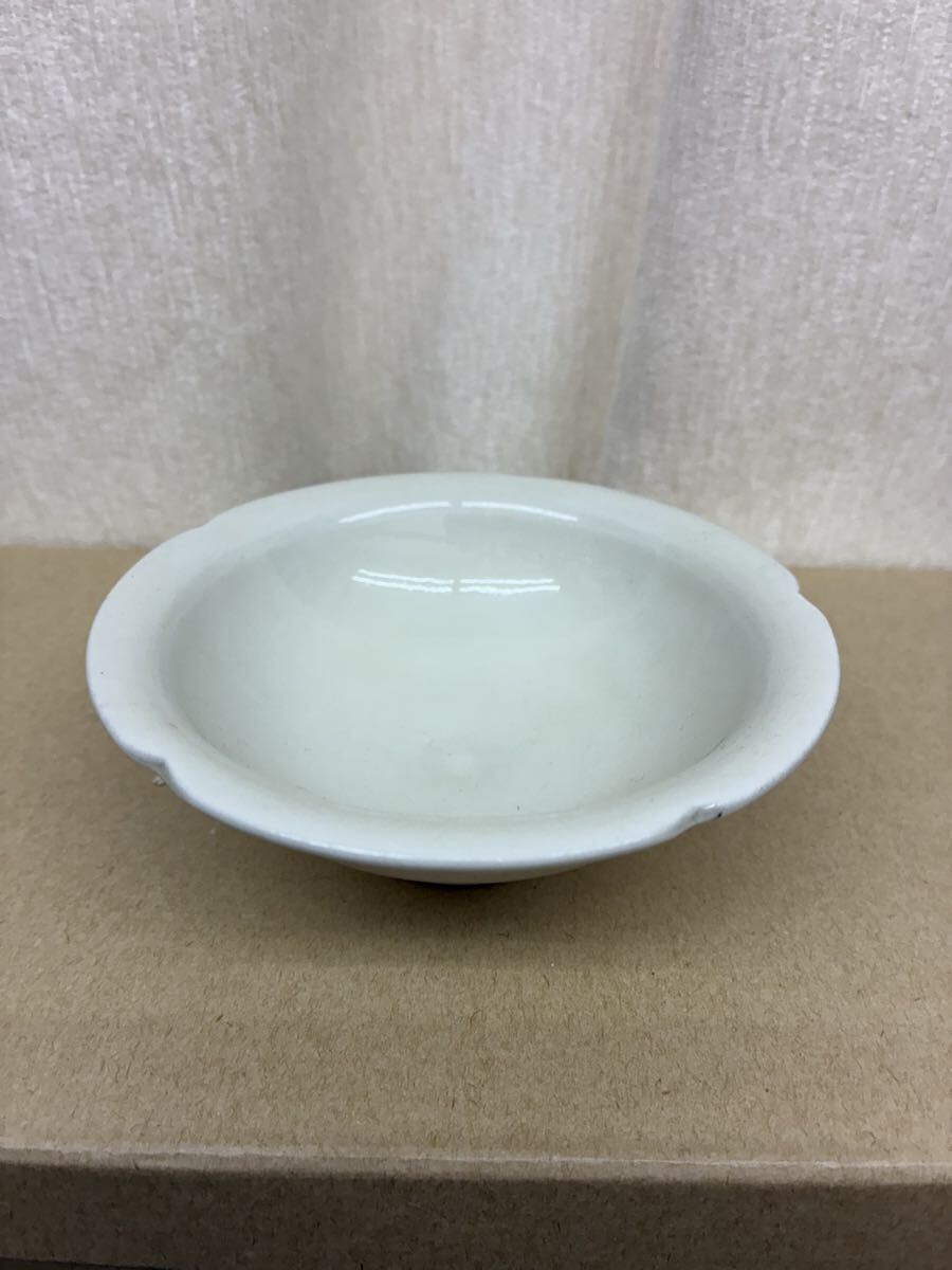 定窯花口盞拍卖