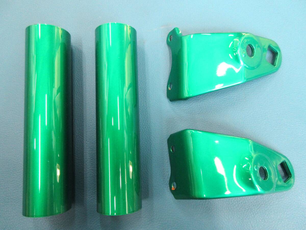 ■ワイズギヤ■SR400■XS-1カラー■キャンディグリーン■ヘッドライトステー■Q5K-YRC-008-004■フォークカバー■Q5K-YRC-008-008■未使用拍卖