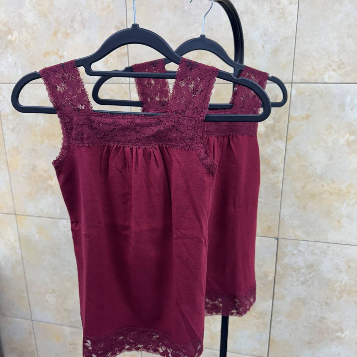 【新品】Lip&Cheek レースキャミソール ワインレッド 2着セット拍卖
