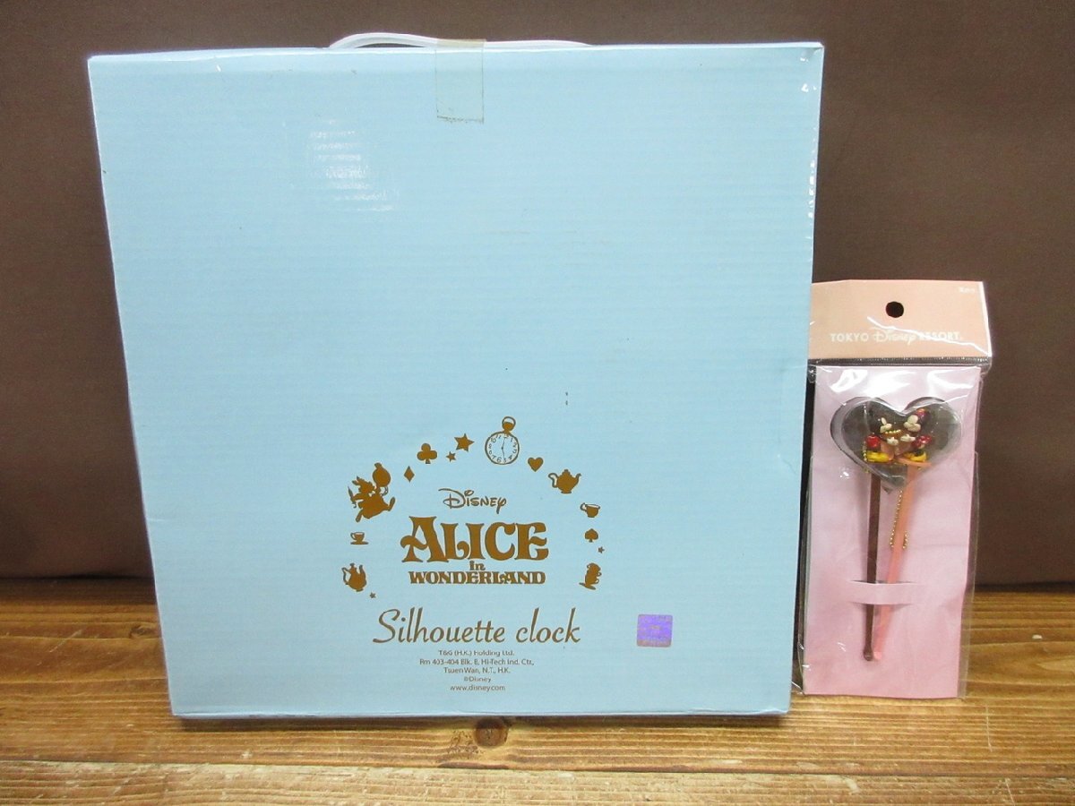 【N2-2783】即決 未使用 レコード 看板風 壁掛け時計 不思議の国のアリス Alice in Wonderland 小説 ディズニー 約27cm 同梱可【千円市場】拍卖