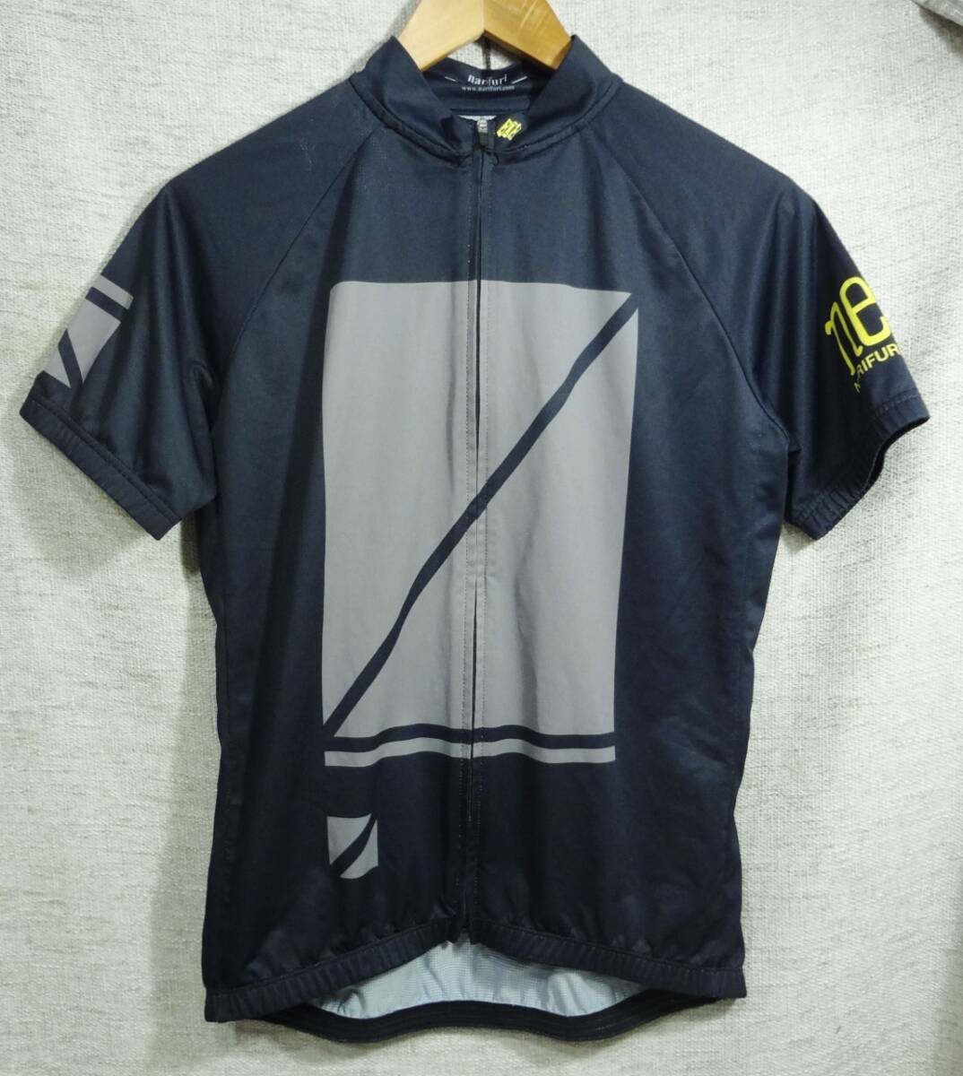 【概ね良好】narifuri ナリフリ 半袖 サイクルジャージ サイズS neRD 黒 ブラック拍卖