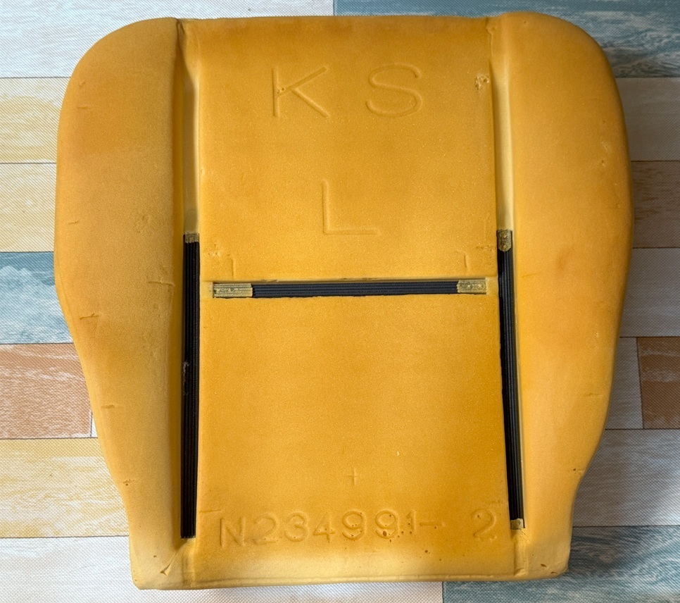 パジェロミニ PAJERO MINI フロントシートパッド バック フロントシートクッション LH 助手席 拍卖