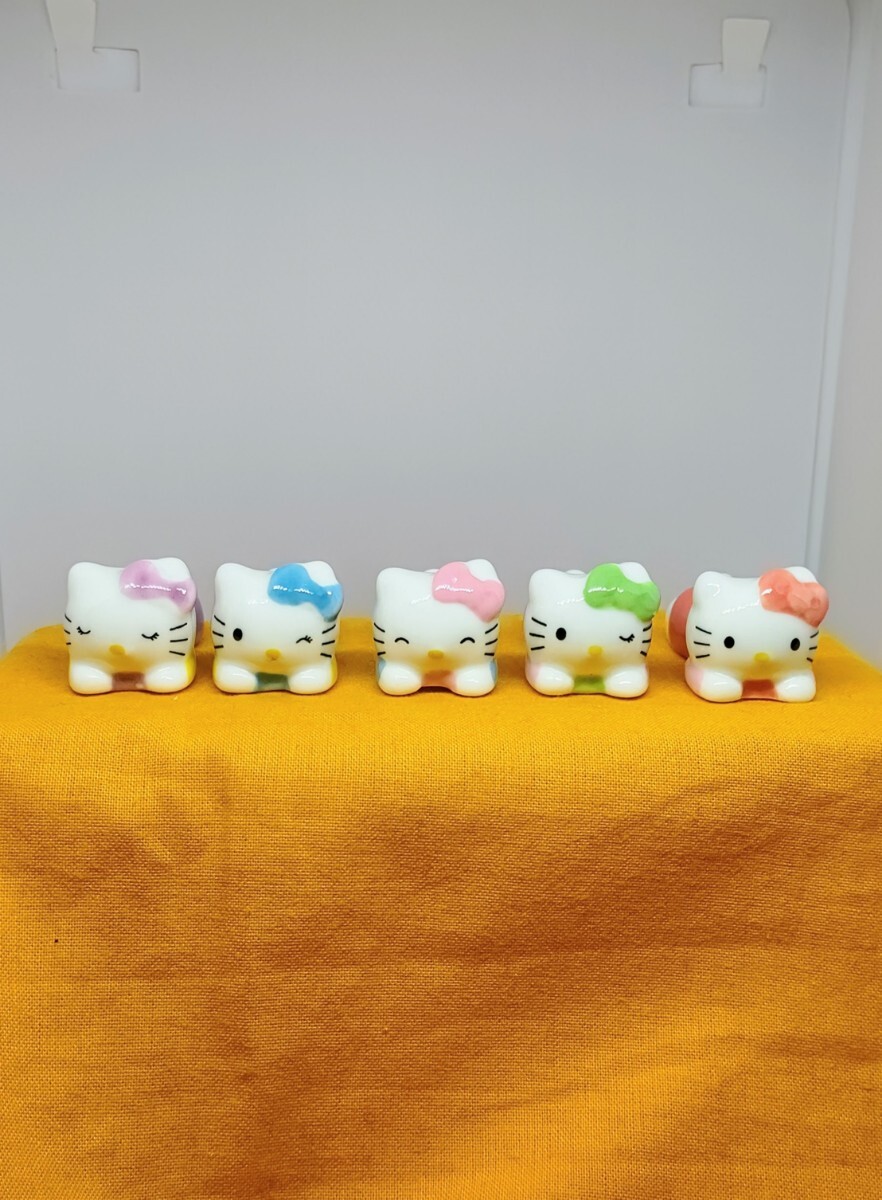 SANRIO* サンリオ *ハローキティ* キティちゃん* 寝そべり* 箸置き * 陶器製 2003年 5個セット拍卖