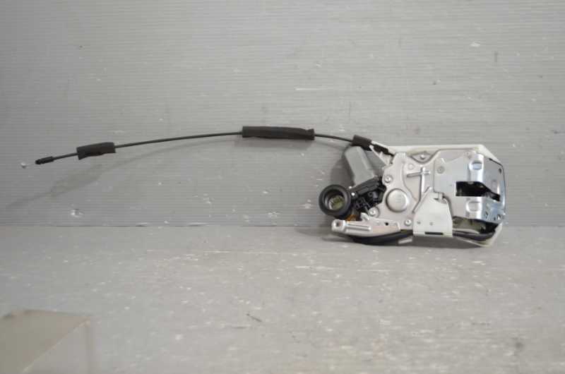 N-BOX カスタム 後期(JF1) 純正 デンソー AISIN 動作保証 右 リア ドアロックアクチュエーター イージークローザー付 412310-10080 k092038拍卖