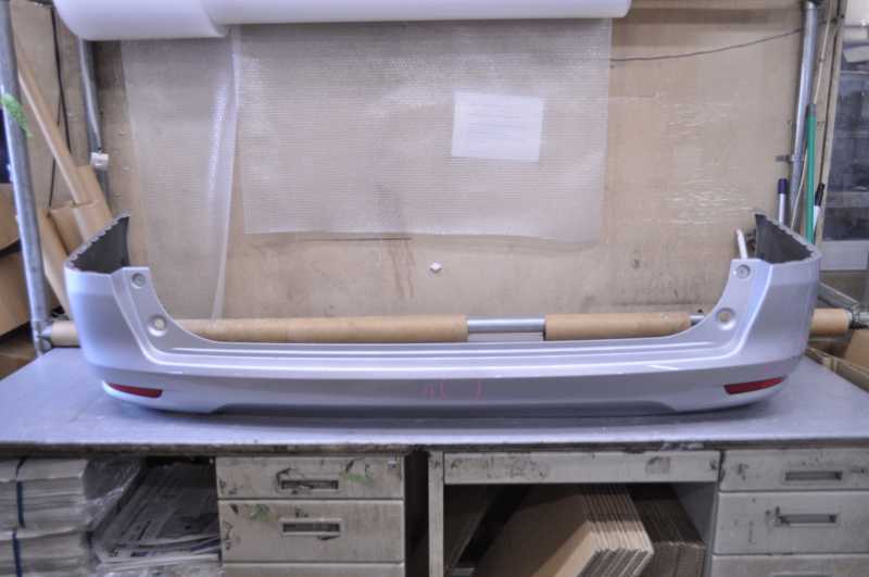 セレナ 20S 前期(C26) 純正 リアバンパー マットガード付 K23 /85022-1VA7A k091920拍卖