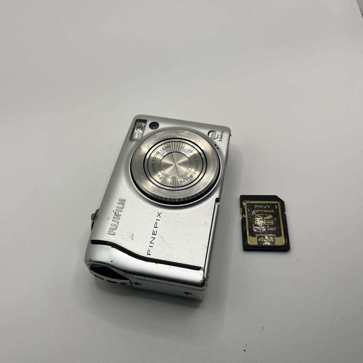 FUJIFILM FinePix F40 fd コンパクトデジタルカメラ フジフィルム 動作確認済拍卖