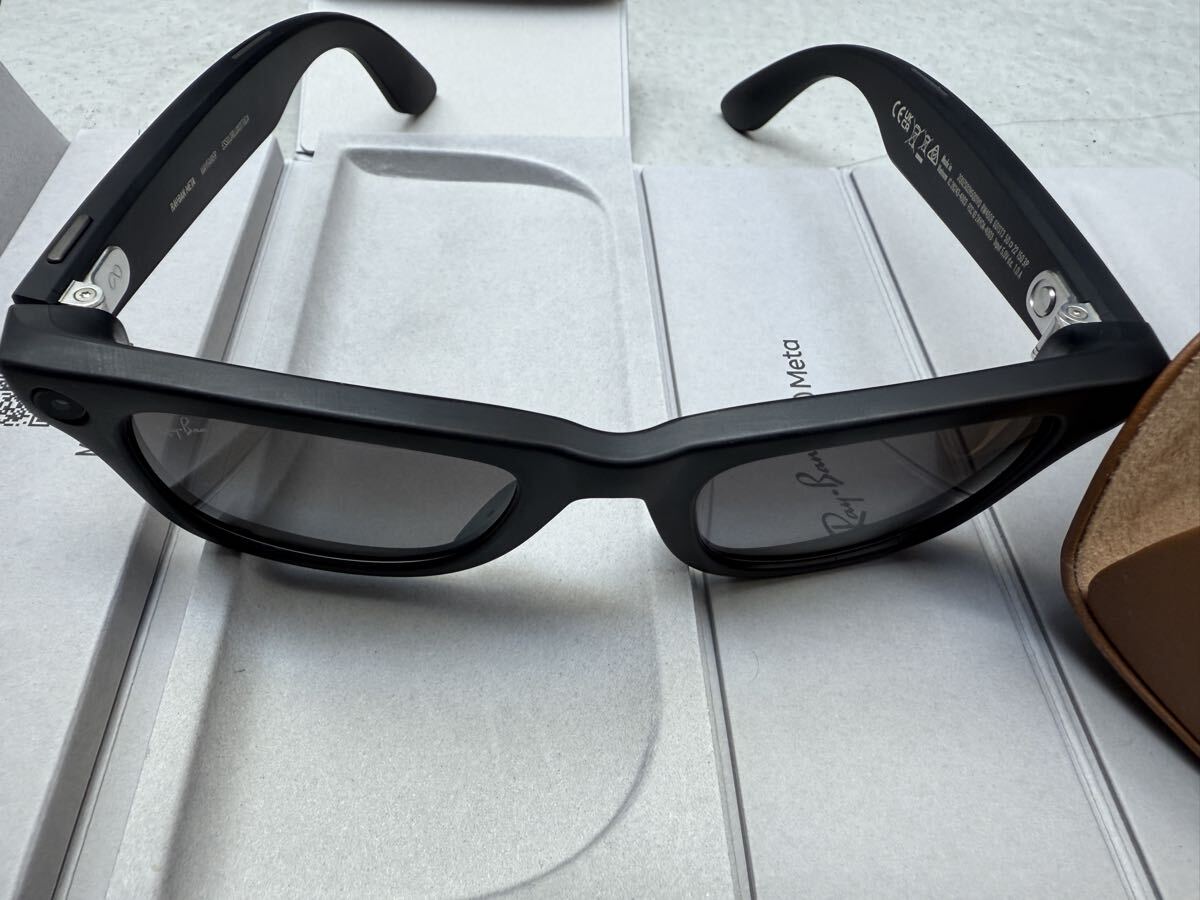 Ray-Ban Meta Wayfarer、マットブラック/グラデーショングラファイト偏光レンズ、スタンダード / Gradient Graphite Polarized, Standard 拍卖