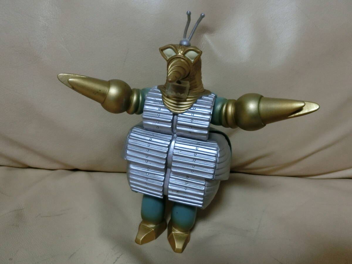 BANDAI モゲラのソフビです。拍卖