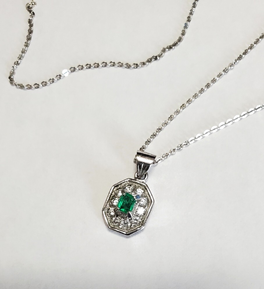 SILVER 925 シルバー刻印 天然エメラルド キュービックジルコニア ペンダントトップ ネックレス レディース 45㎝ 3,2g 美品拍卖