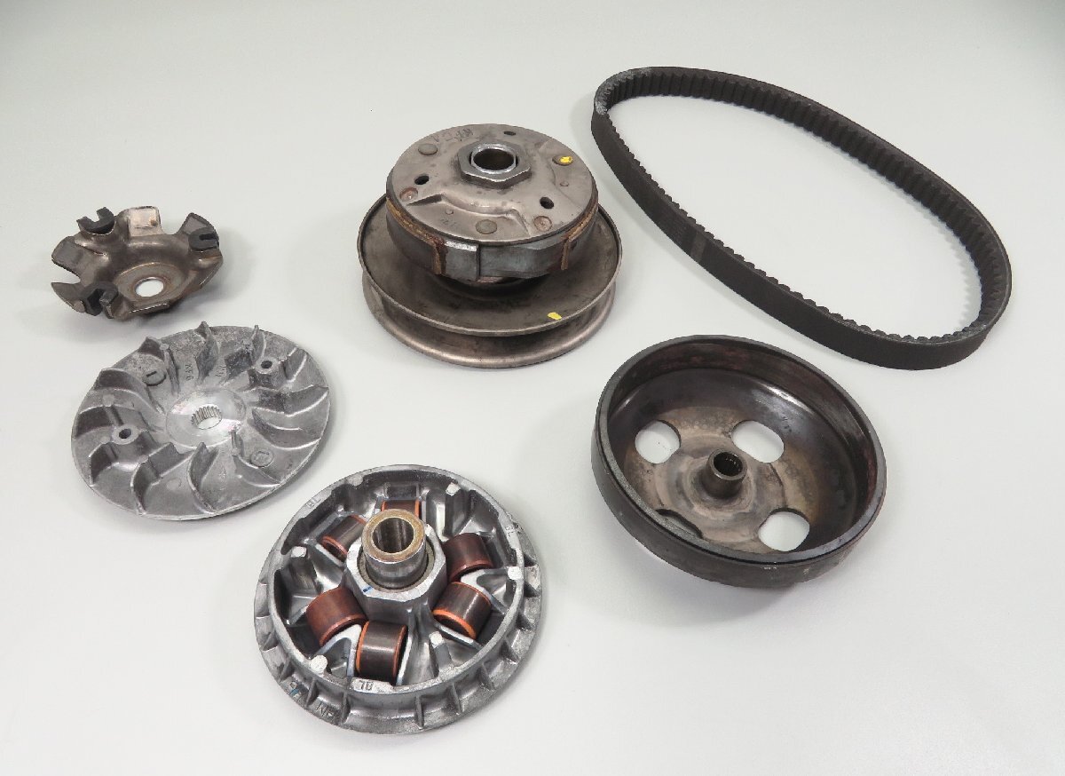 FORZA/フォルツァ MF06 純正 駆動系 プーリー/ドリブンプーリー/ドリブンフェイス ベルト 検 ノーマル カスタム レストア 2拍卖