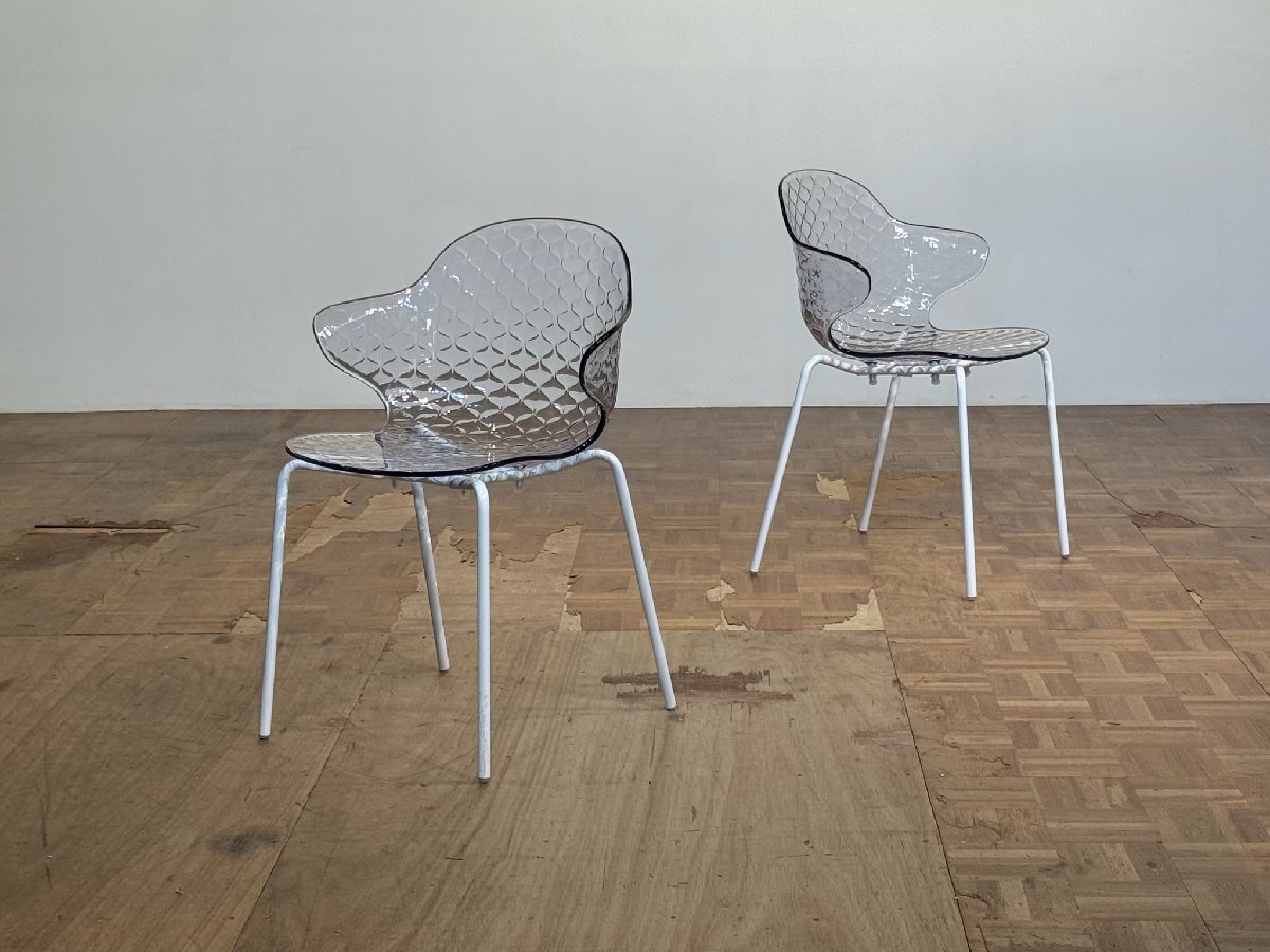 -os4299/|Calligaris 名作 Archirivolto SAINT TROPEZ/サントロペ マッシブキルティングダイニングチェア×2|ボーコンセプト カリガリス拍卖