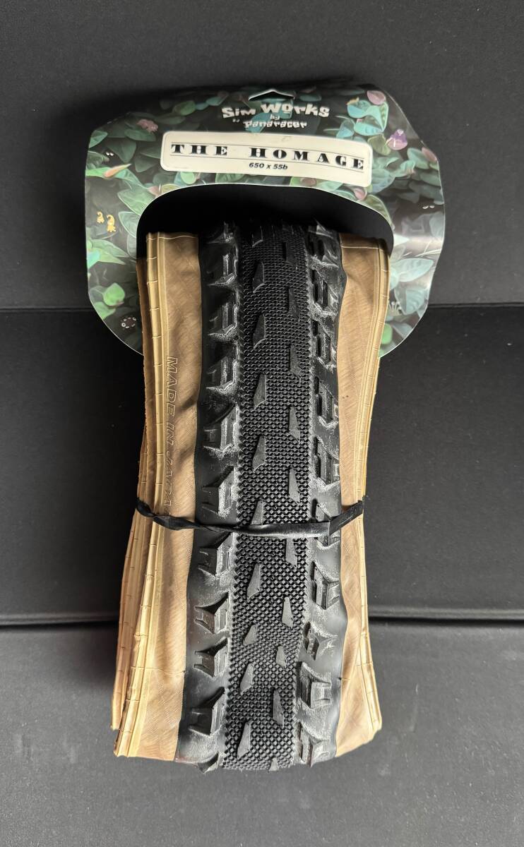 自転車用タイヤ SIMWORKS シムワークス The Homage ジ・オマージュ 650 x 55b Black x Tan 1本拍卖