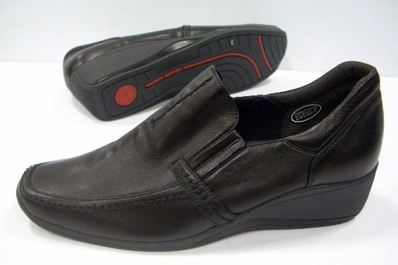 即決 22.0 SPORTS NINE 2408 黒 スポーツナイン 婦人 レディース 葬式 就職活動 リクルート 冠婚葬祭 礼装 フォーマル ウエッジ パンプス拍卖