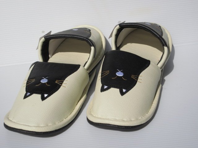 汚れつきにくい 抗菌 防臭 トイレ スリッパ ネコ NR25 2足セット フリー 白 便所 トイレット 紳士 婦人 メンズ レディース お手洗い拍卖