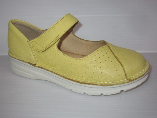 超柔らかクッション パンプス Y&T 3761 イエロー 24.0 本革 幅広 4E EEEE 婦人 レディース マジック スリッポン ウォーキング シューズ拍卖