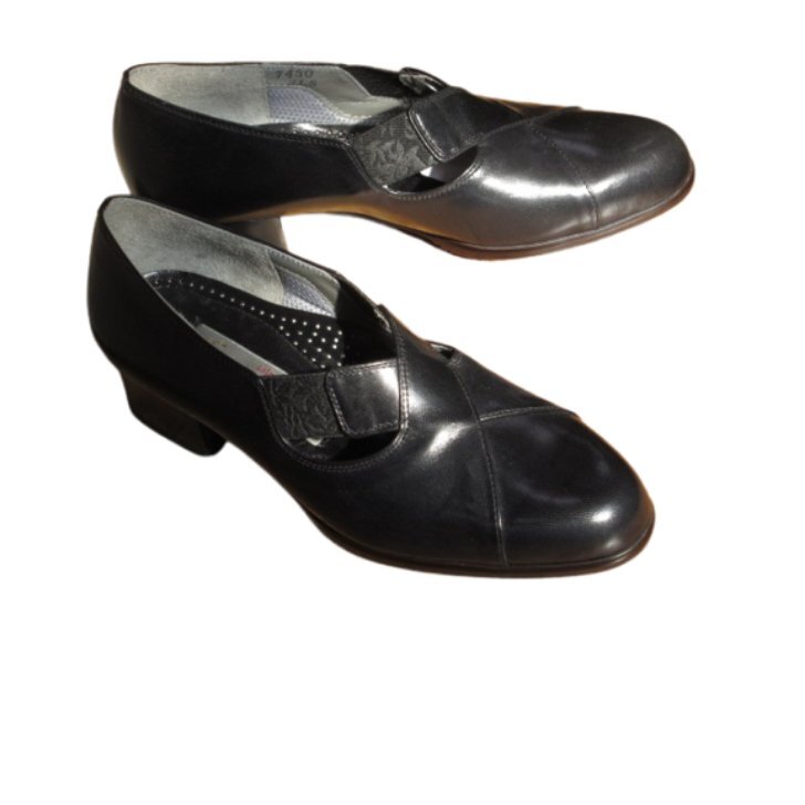 即決 21.5cm BIEN ANDAR 7450 黒 日本製 幅広 4E 手造り 高級 カーフ パンプス 婦人 レディース 冠婚葬祭 礼装 葬式 フォーマル シューズ拍卖