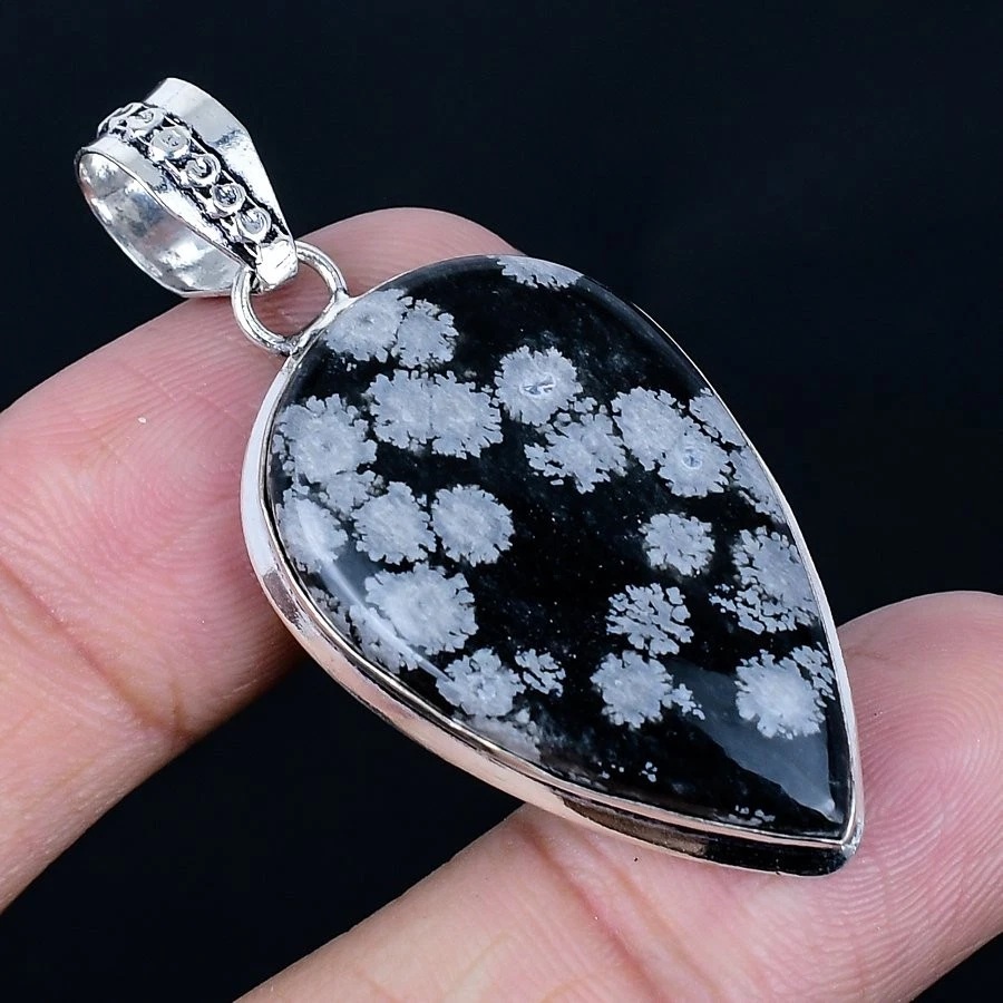 オブシディアン 黒曜石 ペンダント 手元にあります。 今回限り スノーフレークオブシディアン 925 シルバーメッキ 5.207㎝拍卖