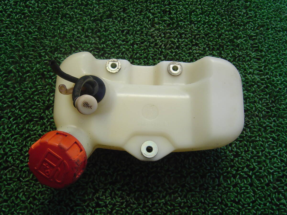 60 やまびこ 共立 刈払機 SRE2420LT 燃料タンク拍卖