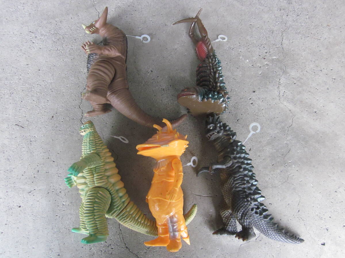 バンダイ★18cmソフビ ゴモラ/ツインテール/ベムラー/レッドキング/カネゴン★5種セット拍卖