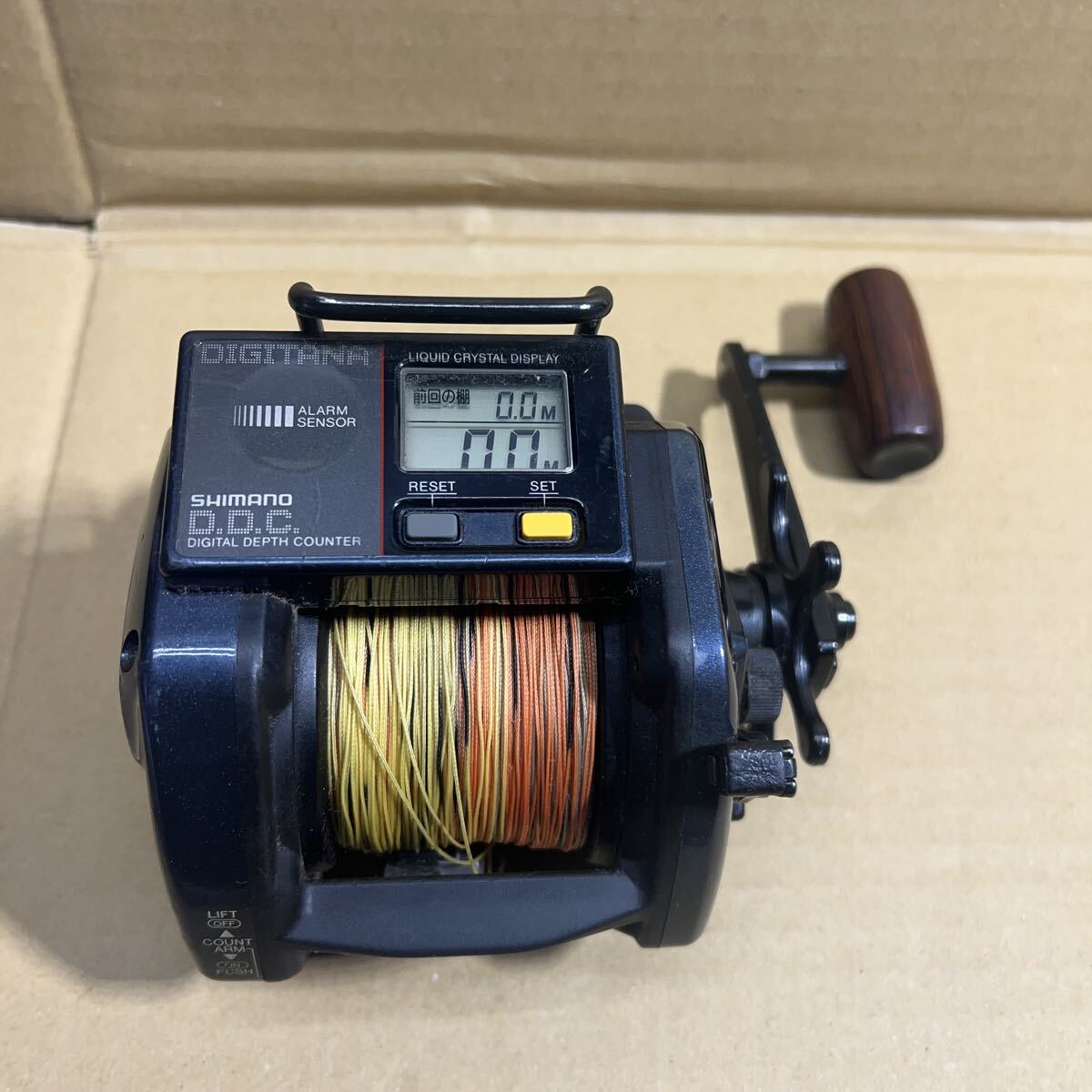 94 ゆうパック着払い発送 中古 現状品 釣具 リール SHIMANO シマノ D.D.C TITANOS DIGITANA 船GT フッシング デジタナ GT4000 電動 小船拍卖